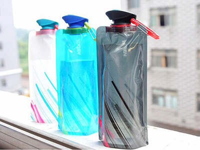 700ML PORTABLE FOLDING WATER BAG