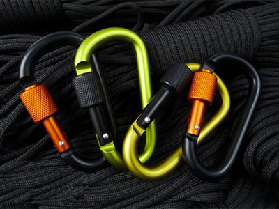 D SHAPE COLORFUL CARABINEER