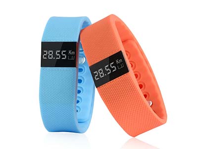 INTELLIGENT FITNESS WRISTBAND 