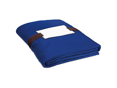 FLEECE BLANKET WITH ARMS