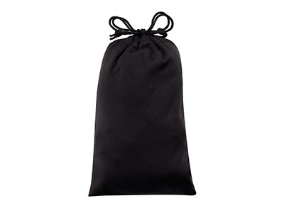 TRAVEL PLUG WITH A QUADRUPLE USB PORT