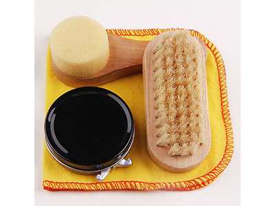 PORTABLE SHOE CARE KIT