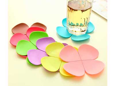 THREE-DIMENSIONAL FLOWER COASTER