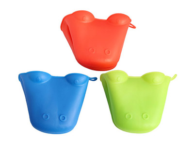 CUTE ANIMAL OVEN MITT