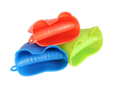 CUTE ANIMAL OVEN MITT