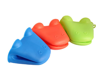 CUTE ANIMAL OVEN MITT