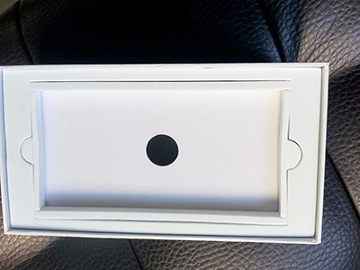 ULTRA-SLIM QI WIRELESS CHARGER