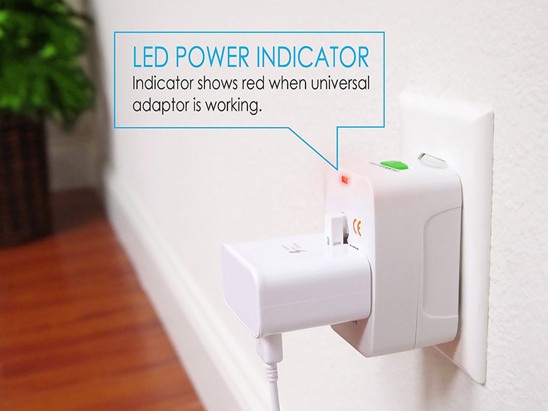 UNIVERSAL TRAVEL ADAPTER