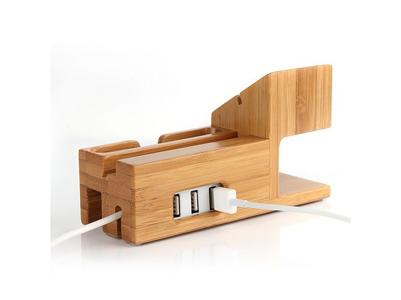 WOODEN CHARGING DOCK