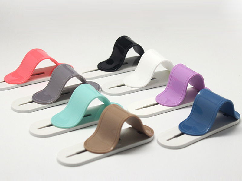 SLIDING MOBILE PHONE GRIP
