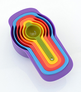 SET OF 6 PLASTIC MEASURING SPOON