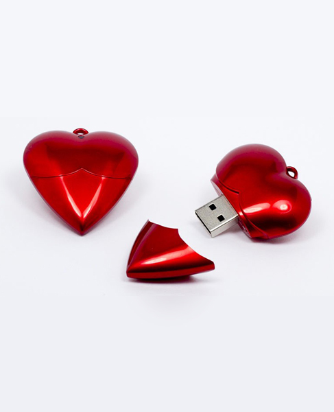 HEART SHAPE USB FLASH DRIVE