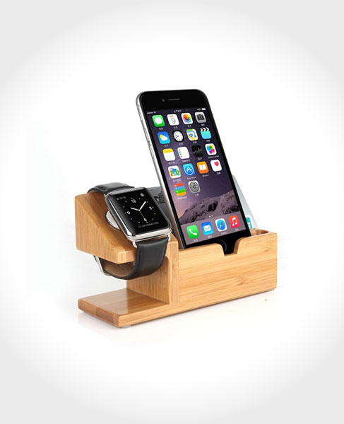WOODEN CHARGING DOCK